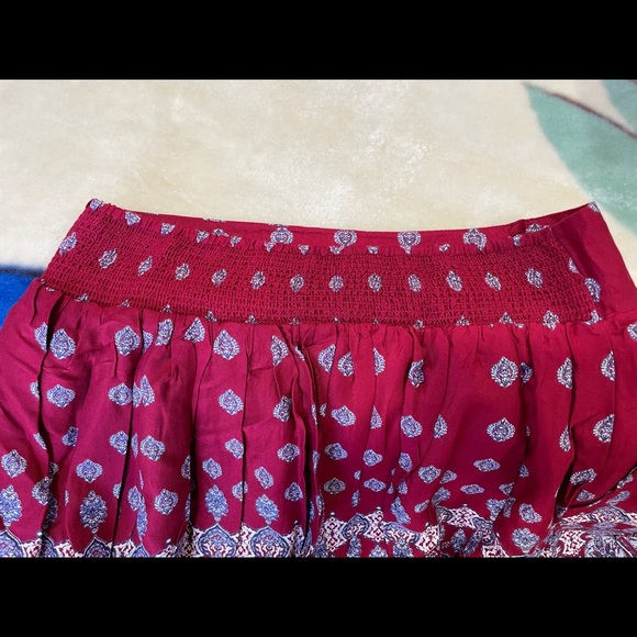 Mini Skirt - Picture 5 of 6
